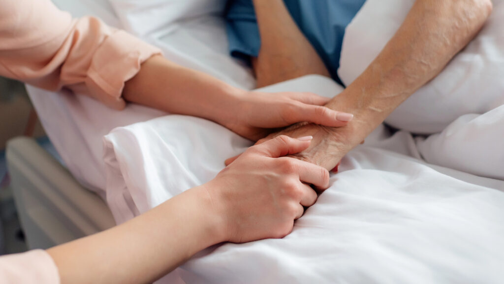 What Can You Expect During A Loved One’s Final Hours Indiana